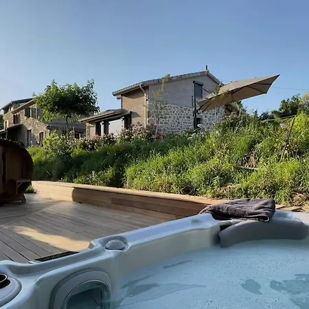 Gite De Charme 5 Etoiles Pour Couple Avec Sauna Et Jacuzzi Exterieurs Privatifs Peaugres Exterior photo