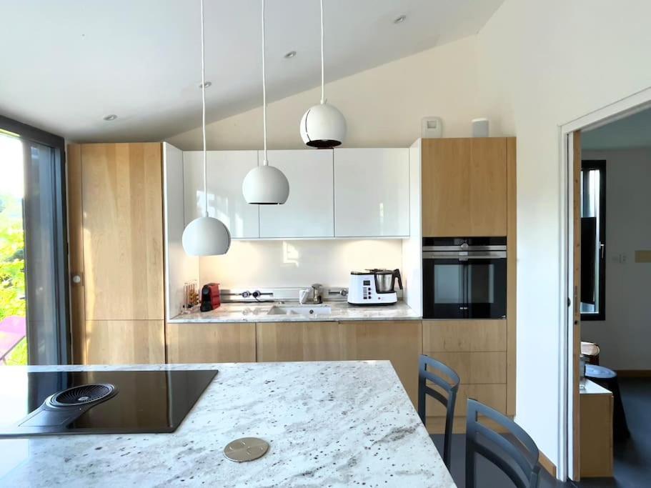 De Charme 5 Etoiles Pour Couple Avec Sauna Et Jacuzzi Exterieurs Privatifs Peaugres