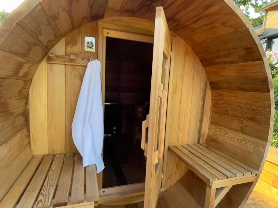 Villa De Charme 5 Etoiles Pour Couple Avec Sauna Et Jacuzzi Exterieurs Privatifs