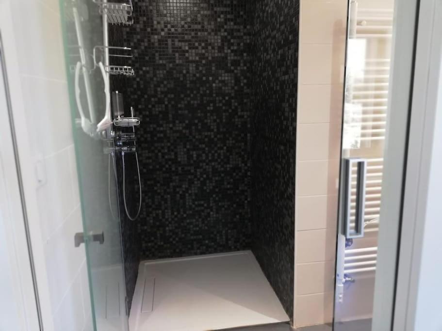 De Charme 5 Etoiles Pour Couple Avec Sauna Et Jacuzzi Exterieurs Privatifs
